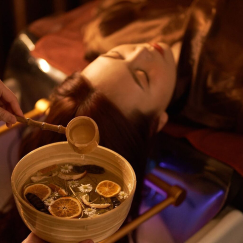 Herbal Head Spa & Foot Reflexology Massage 1